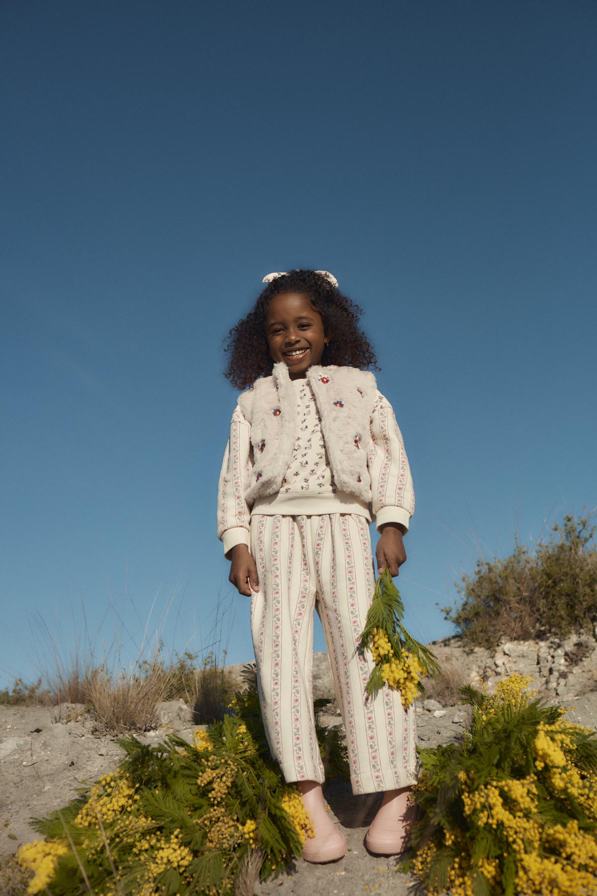 Joggingbroek Ysalia - Biologisch katoen - Cream Flower Beds - Louise Misha