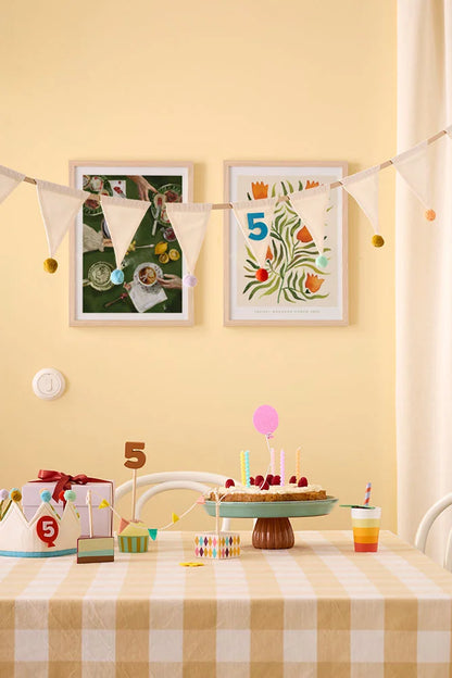 Geburtstagstischdekoration mit Zahlen - FSC-zertifiziertes Holz - Kid's Concept