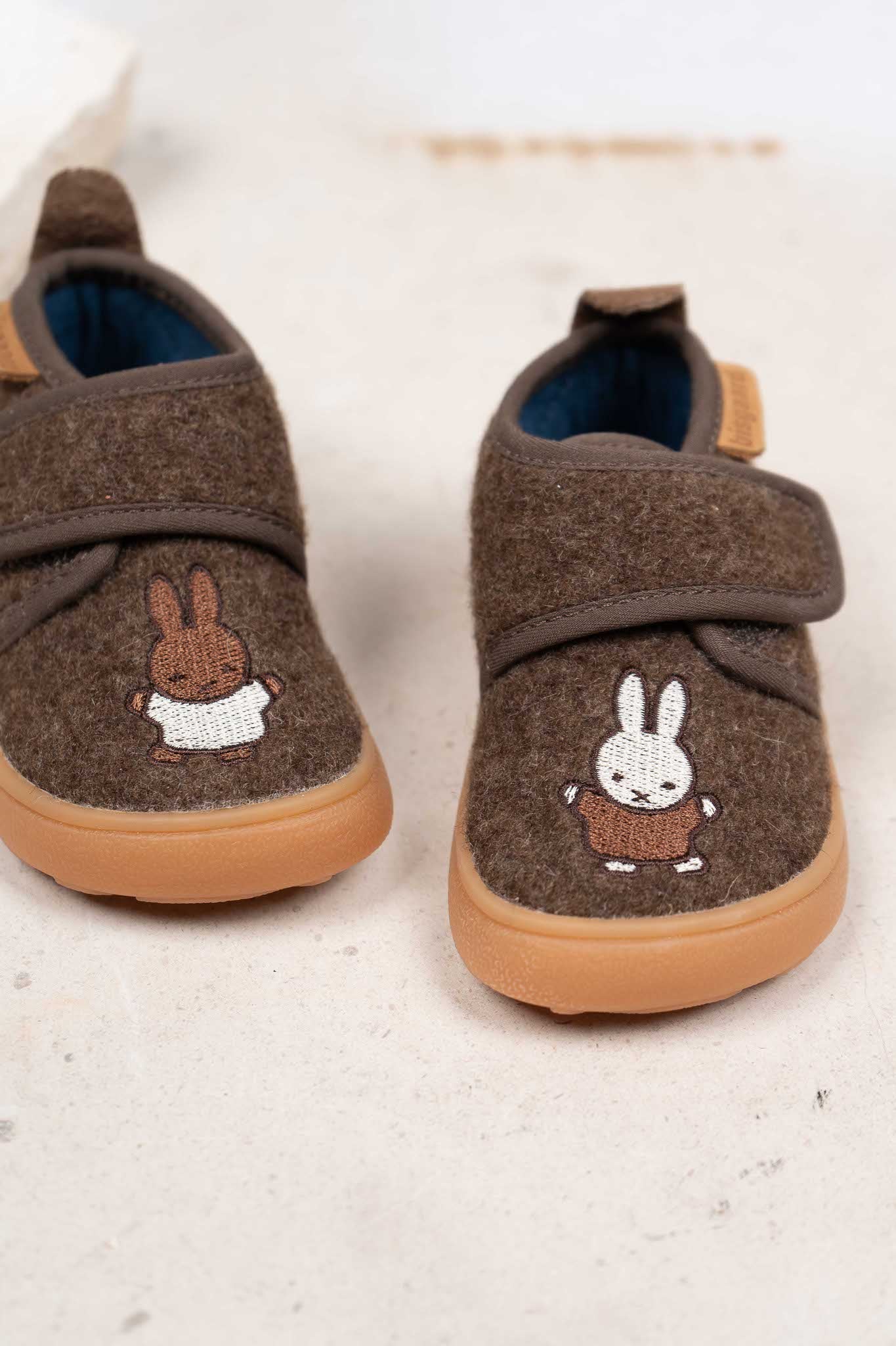 Barefoot slofjes - Miffy x Bisgaard barefoot basic – Wol – Bisgaard