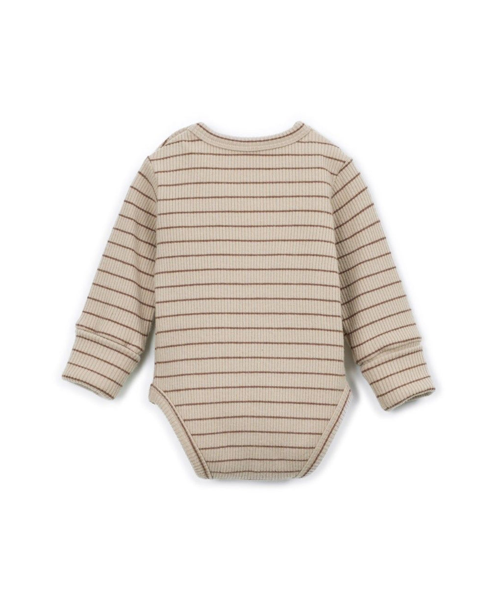 Gerippter Overall mit Streifen – Baumwolle & Modal – Tufting – Play Up