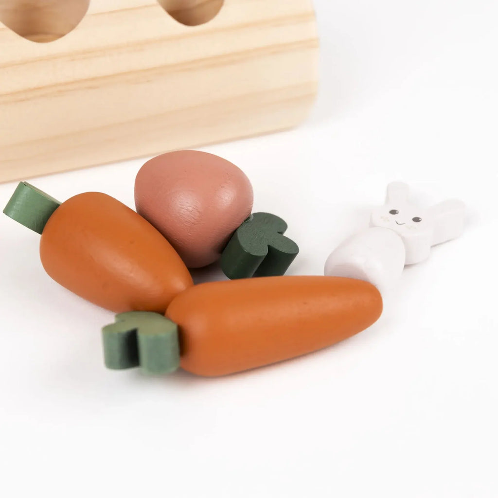 Boomstam Konijn en Groenten – Houten moestuin speelgoed met konijntjes – Egmont Toys