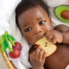 Bijtring & badspeeltje Pepita the Apple - Natuurrubber - Oli & Carol - productfoto - afbeelding 6