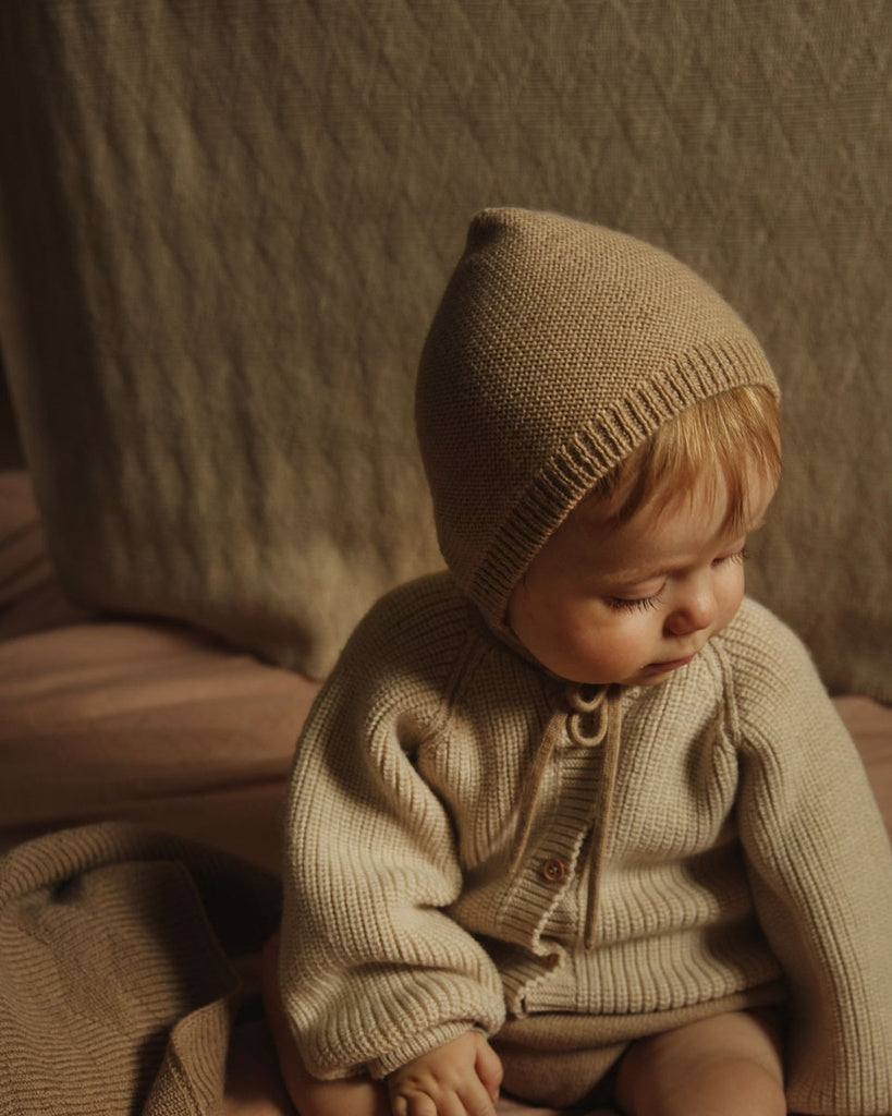 Bonnet Dolly - Baby Knitted Hat - Merino wool - HVID