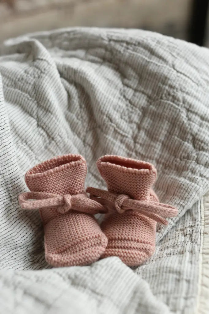 Booties - Baby Slippers - Merino Wool - HVID