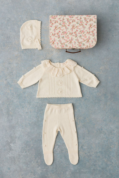 Babyset Bliss met trui, broekje en mutsje - Katoen & zijde - Cream - Louise Misha