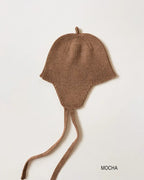 Bonnet Kota - Baby mutsje met oorkleppen - Merino wol - HVID