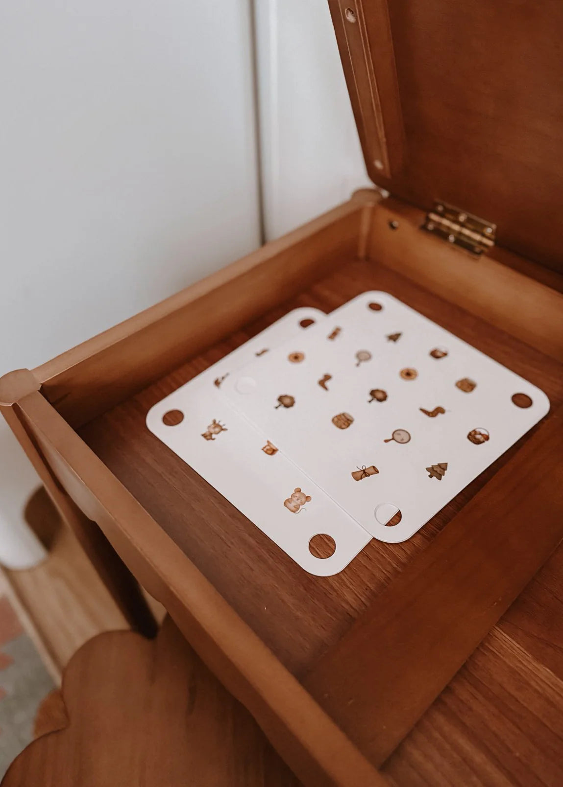 Pop & Peek - Memory game - Wooden toy - Mrs Ertha