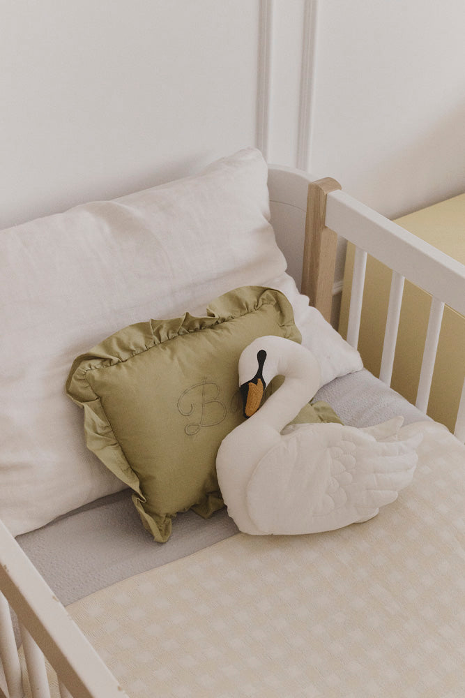 Baby Cushion - Sierkussen met borduursel - Rose & Matcha - 32 × 22 cm - Lorena Canals - productfoto - afbeelding 7