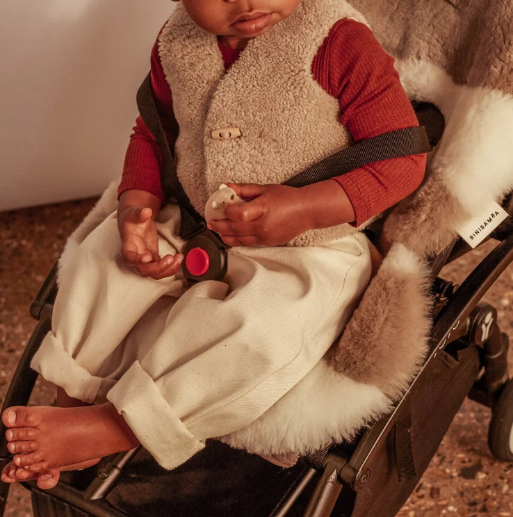 Merino wollen kinderwagen inleg Snuggler® - White Toastie - BINIBAMBA