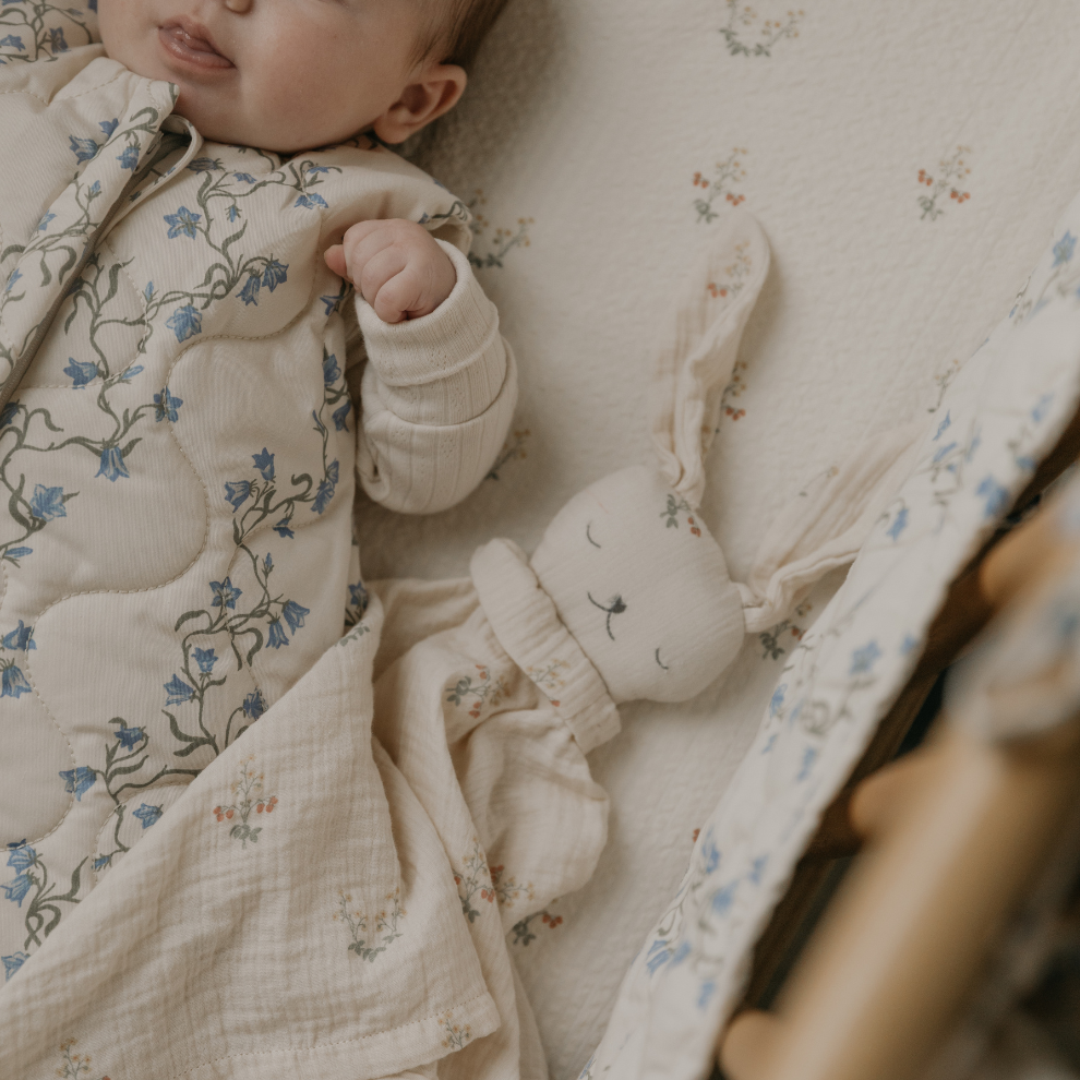 Knuffeldoekje konijn - Biologisch katoen - Muslin Bunny - La Fraise Print - Garbo&Friends - productfoto - afbeelding 4