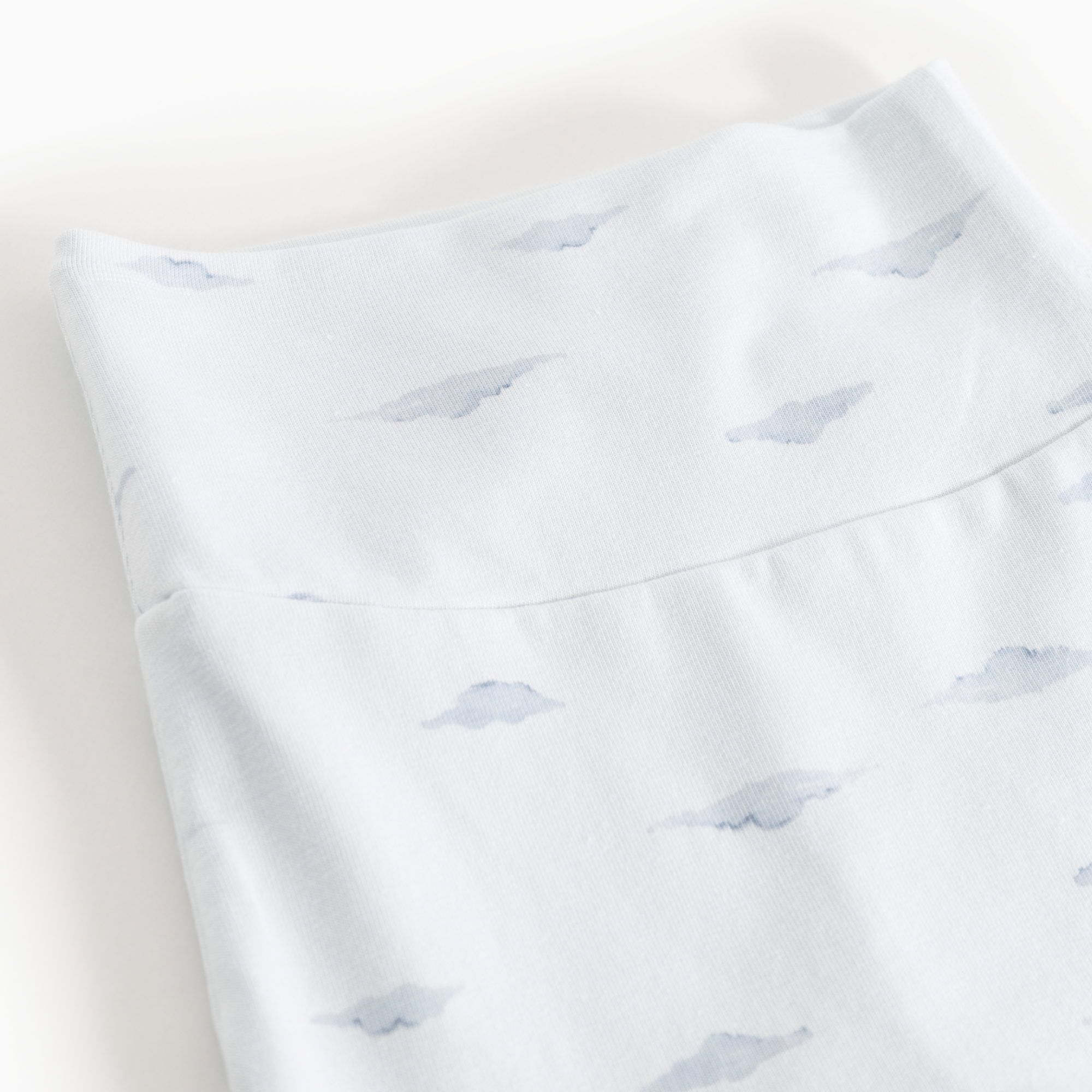Babybroekje Piva - Biologisch katoen & TENCEL™ Modal - New Born Cumu Print - MarMar Copenhagen - productfoto - afbeelding 3