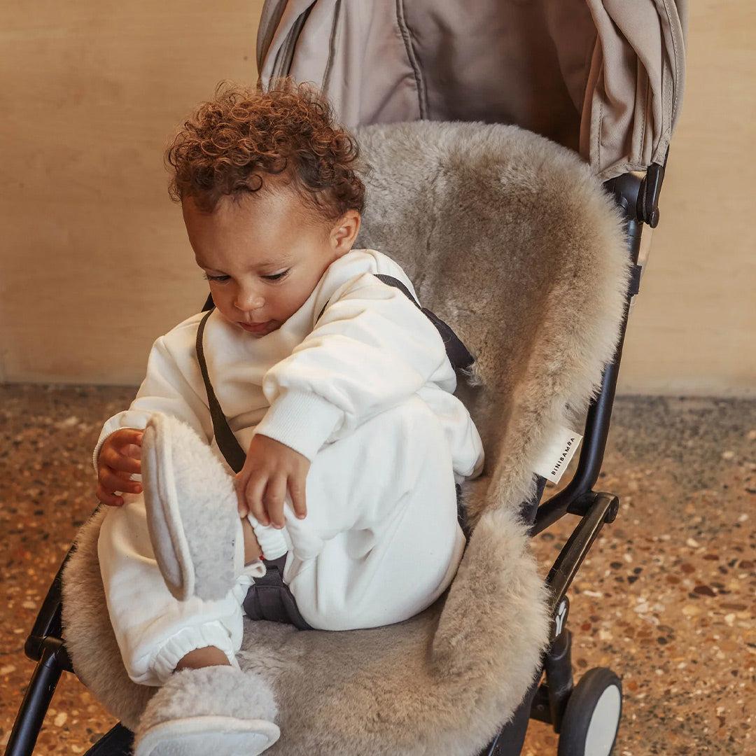 Merino wollen kinderwagen inleg Snuggler® - Toast - BINIBAMBA