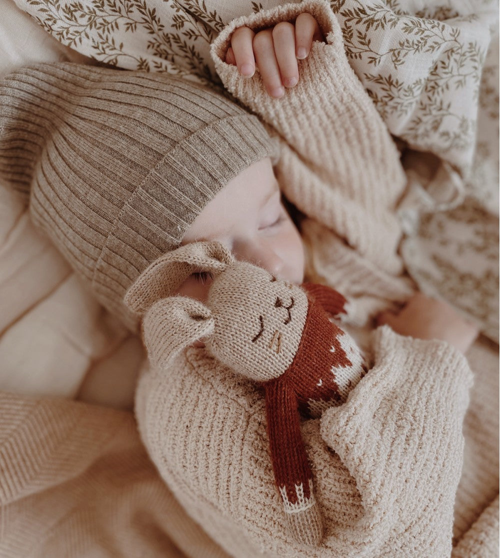Gestricktes Kaninchenkuscheltier Sienna Jacquard Pullover – 100% Baby Alpaka – Main Sauvage