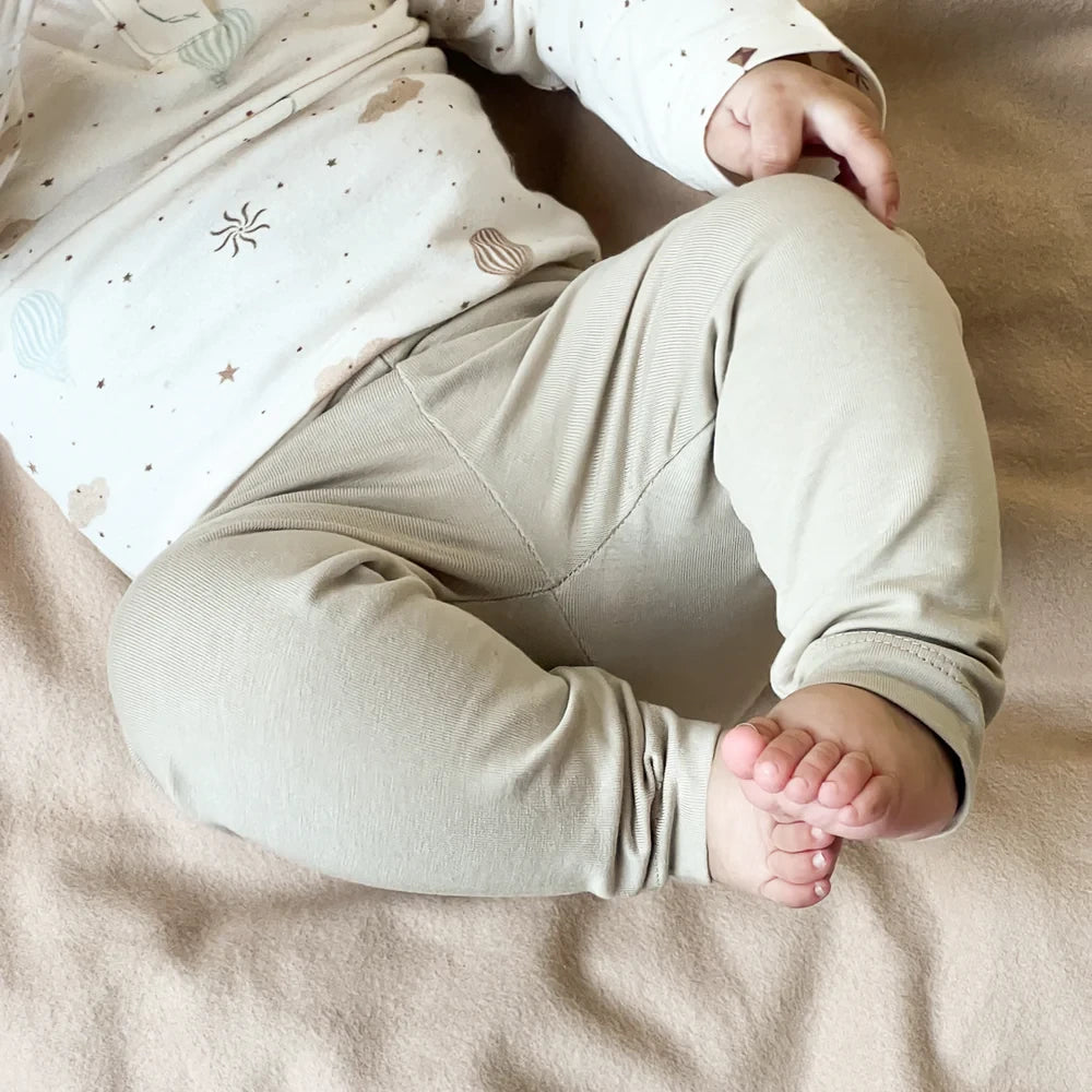 CamCam Copenhagen - Baby Leggings Louie - GOTS - Praline - Broekje - baby