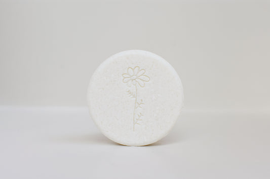 HUSKS - Newborn Baby Soap Bar - Aromatherapeutisch - Lavendel & Haver - 100% natuurlijk - witte shampoobar