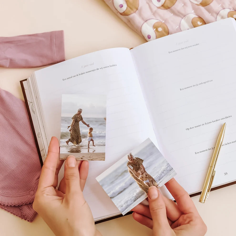 Sinds jij mijn kleinkind bent – Grandparent Memory Book with Keepsakes and Life Lessons for 10 Years – Birthlines