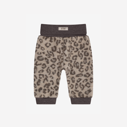 Broekje wol fleece - 100% merino wol - HUTTEliHUT panterprint camel melange jaquard achterkant