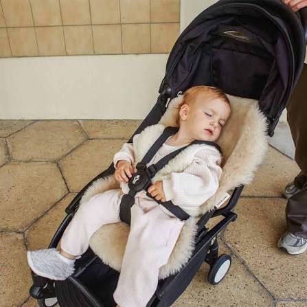 Merino-Woll-Kinderwageneinlage Snuggler® - Peanut - BINIBAMBA