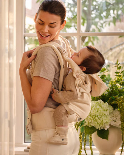 Ergonomic Baby Carrier - Organic cotton - Magnetic buckles - Beige - Moonboon