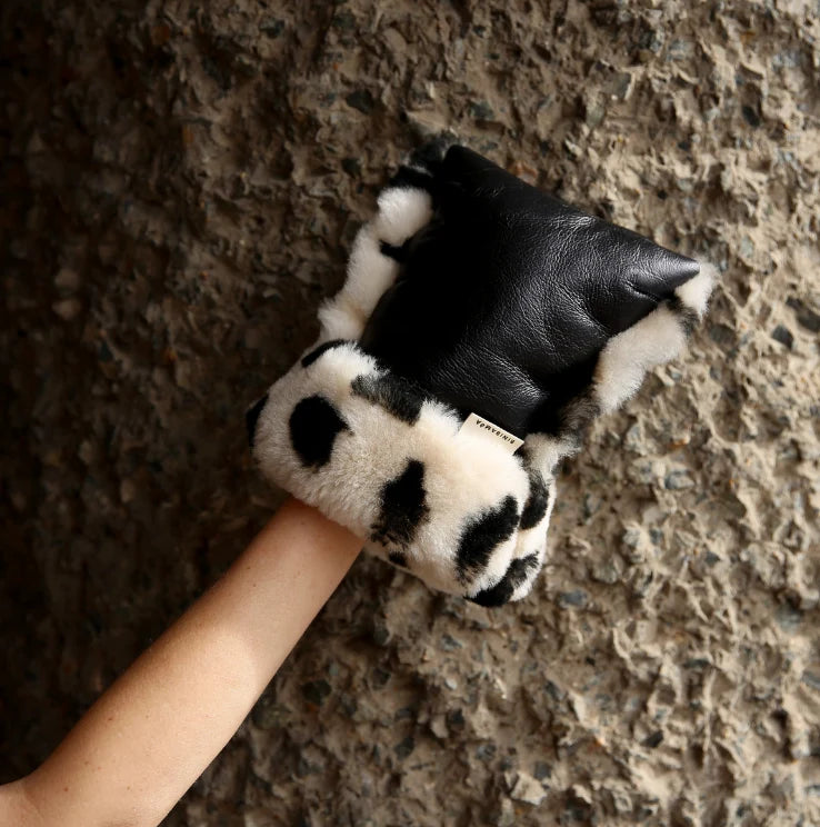 Kinderwagen wanten van Merino schapenvacht - Noir + Leopard - BINIBAMBA