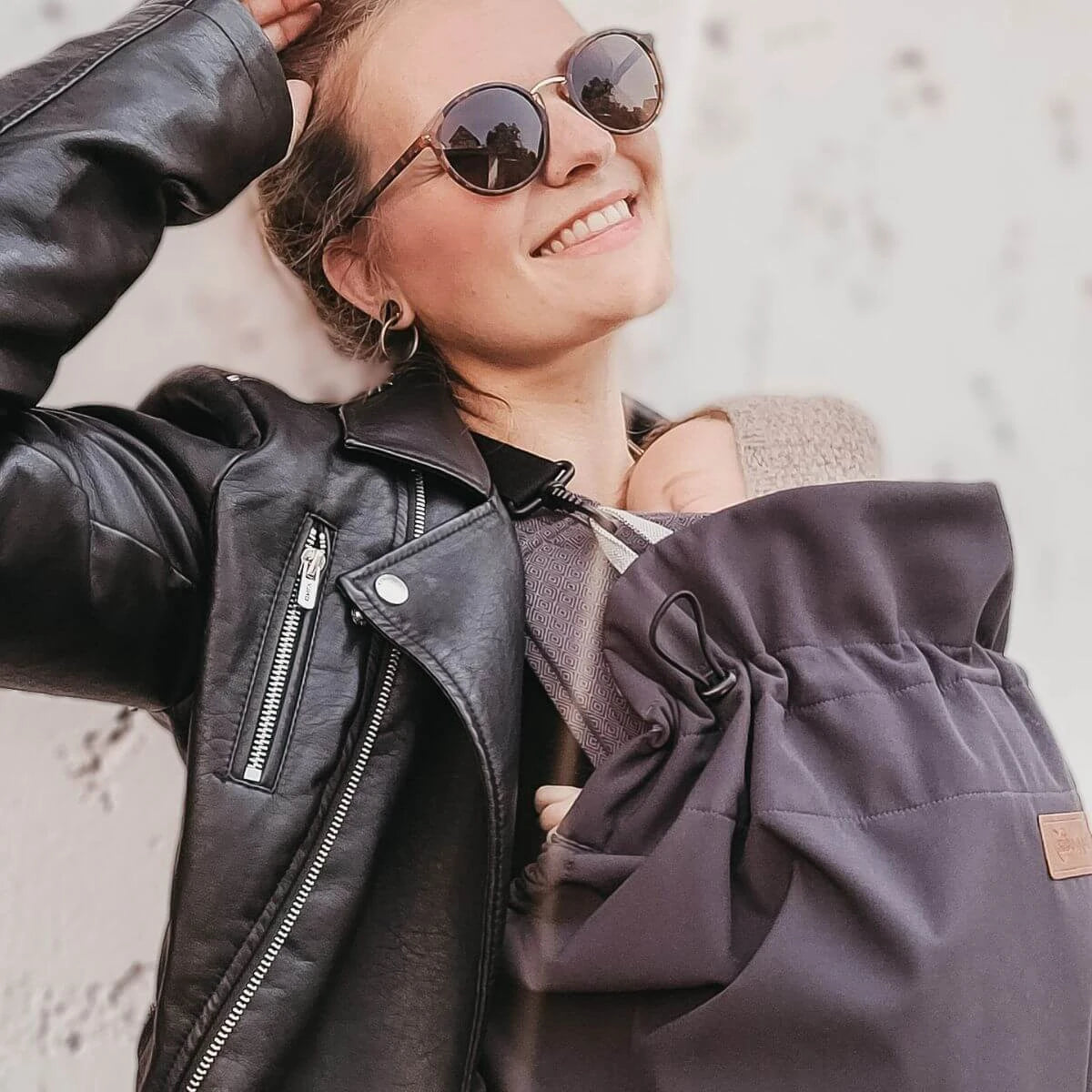 Softshell Cover – Wasser- und windabweisendes Tragecover für Babytrage und Tragetuch – Hoppediz