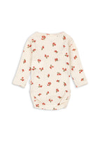 Minnie Newborn Body – Rosa Rouge – Body cache-cœur à imprimé fleuri – Coton biologique GOTS – Konges Sløjd